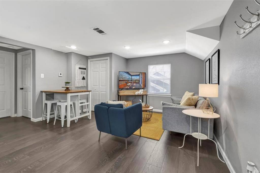 Super Cozy 2 Bedroom With Fast Wifi And Queen Bed Close To Downtown Houston!! Екстериор снимка